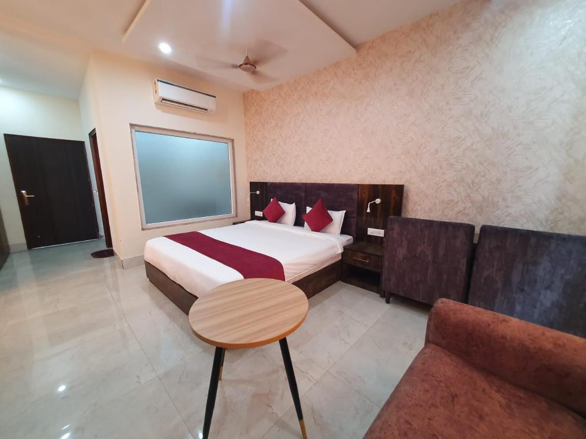 Akash Hotel Managed By Jk Hotels & Resorts Kathua Dış mekan fotoğraf